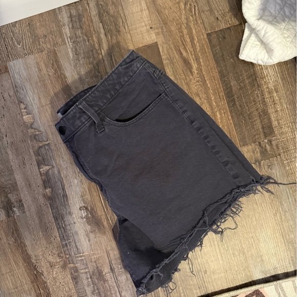 Universal Thread Denim Black Shorts - Picture 4 of 4